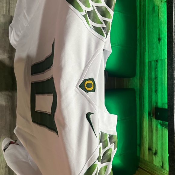 Bo Nix Nike Football Jersey - Picture 3 of 3